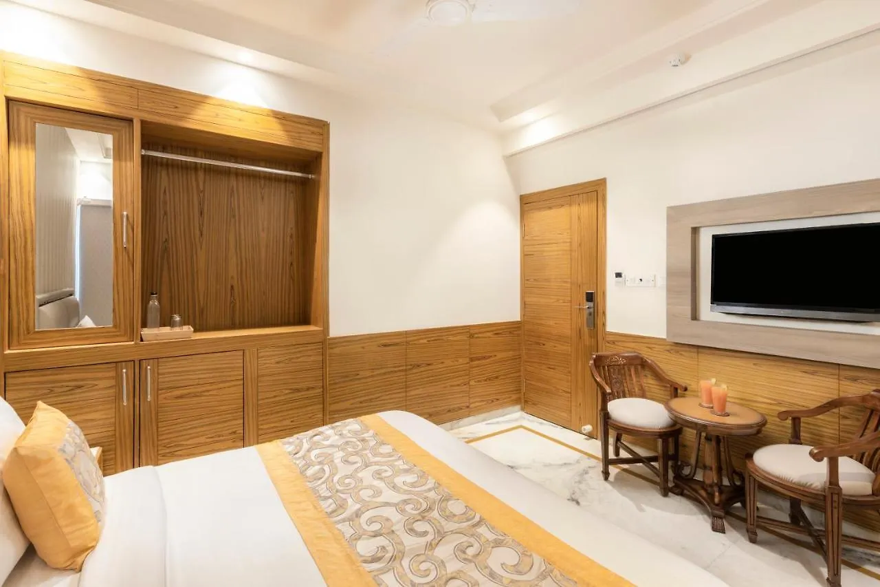 Hotel Star By Star Group- Near Delhi Airport New Delhi
