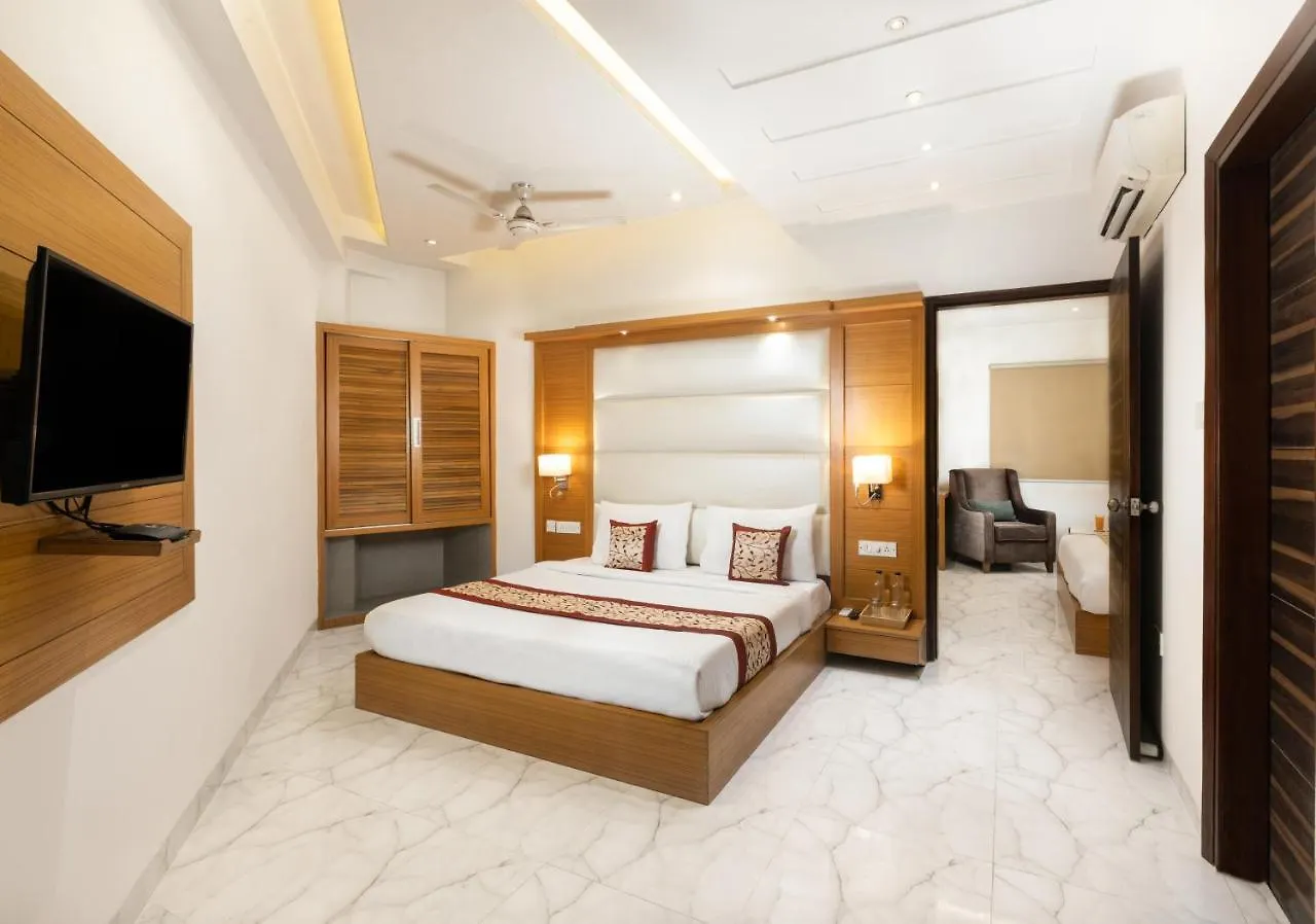Hotel Star By Star Group- Near Delhi Airport New Delhi