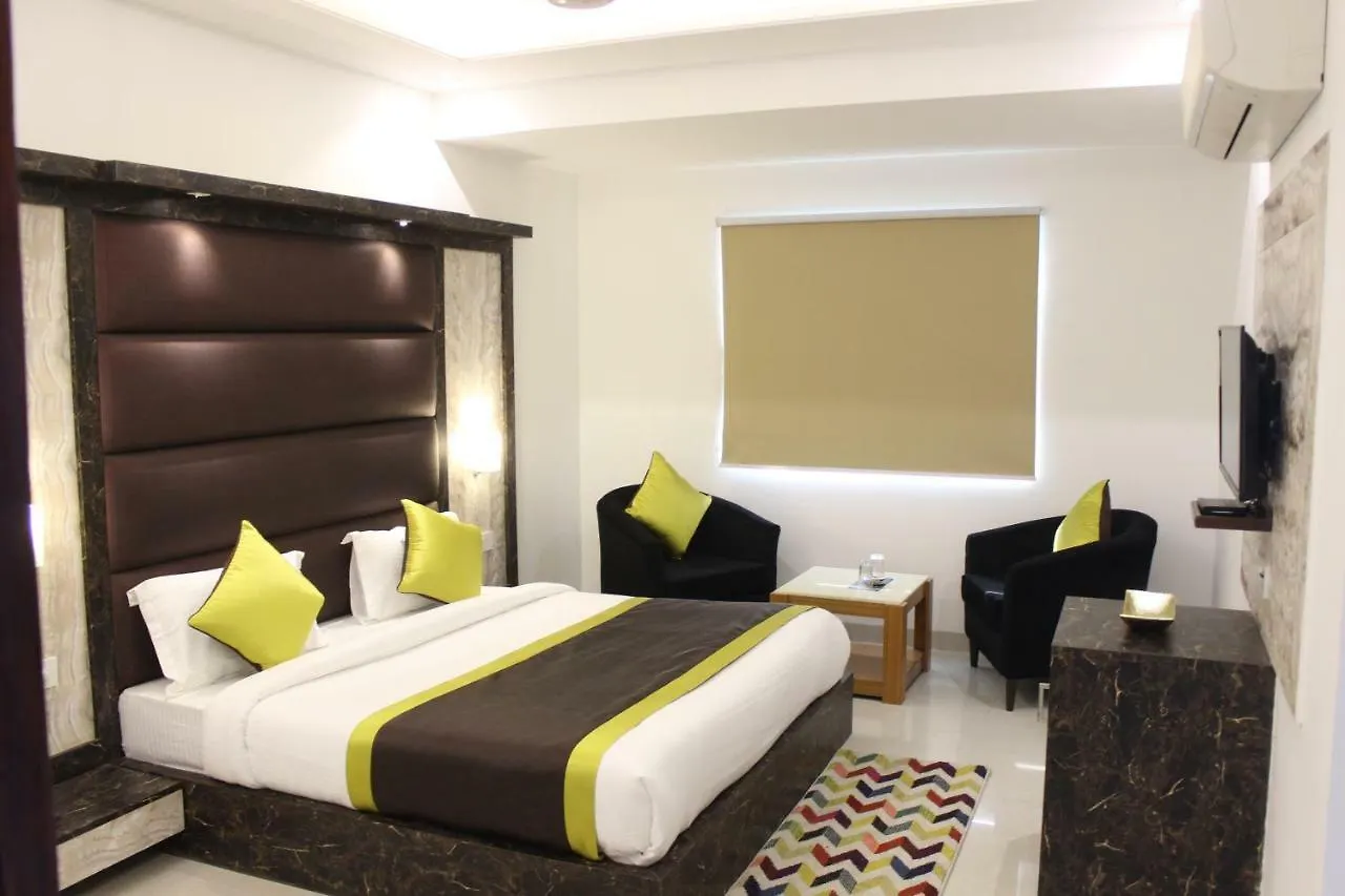 Hotel Star By Star Group- Near Delhi Airport New Delhi 3*,