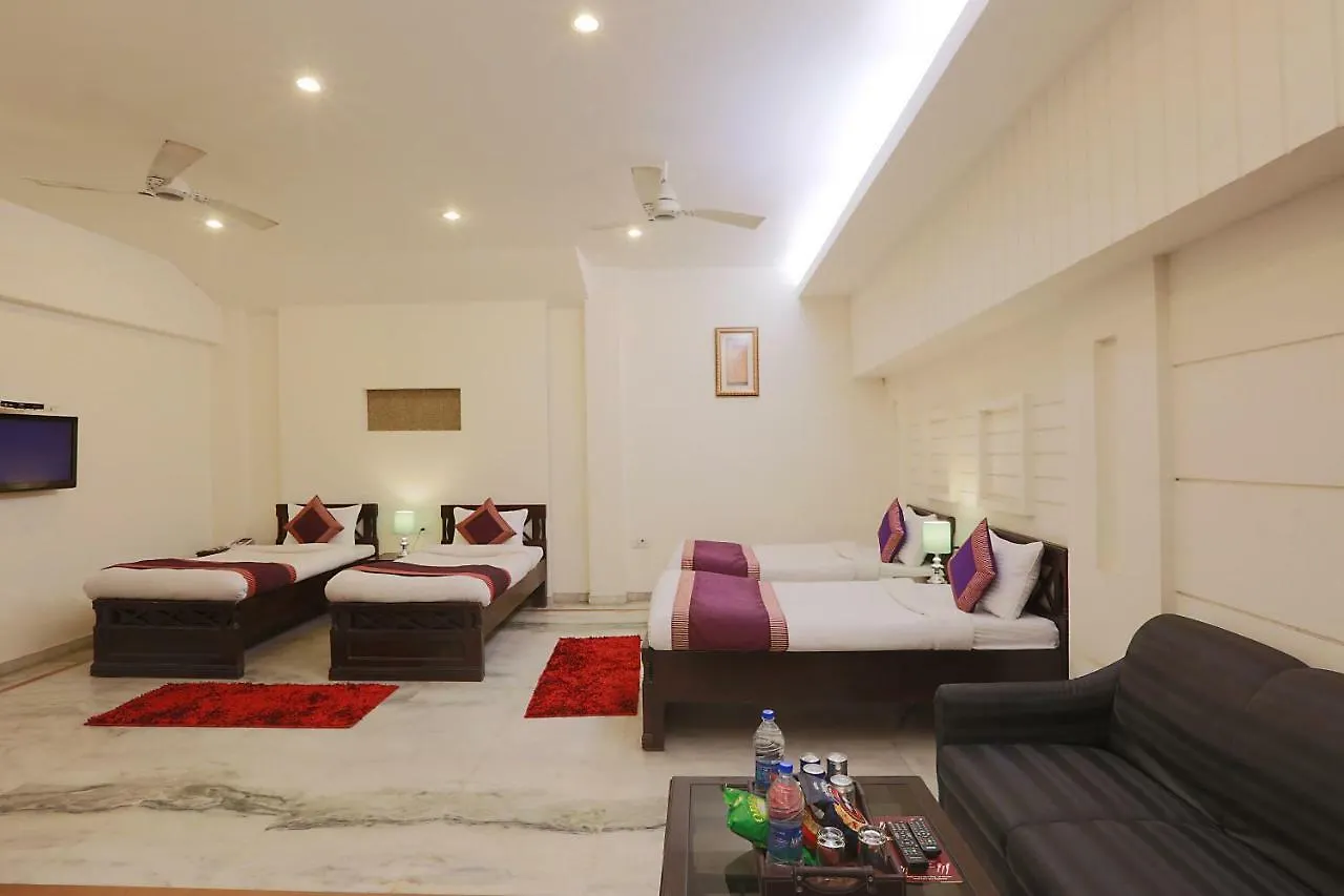 Hotel Star By Star Group- Near Delhi Airport New Delhi 3*,  India